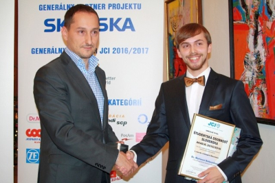 Ocenenie Študentská osobnosť Slovenska akad. roka 2015/2016 v kategórii Ekonómia udelené Bc. Martinovi Nebesníkovi 