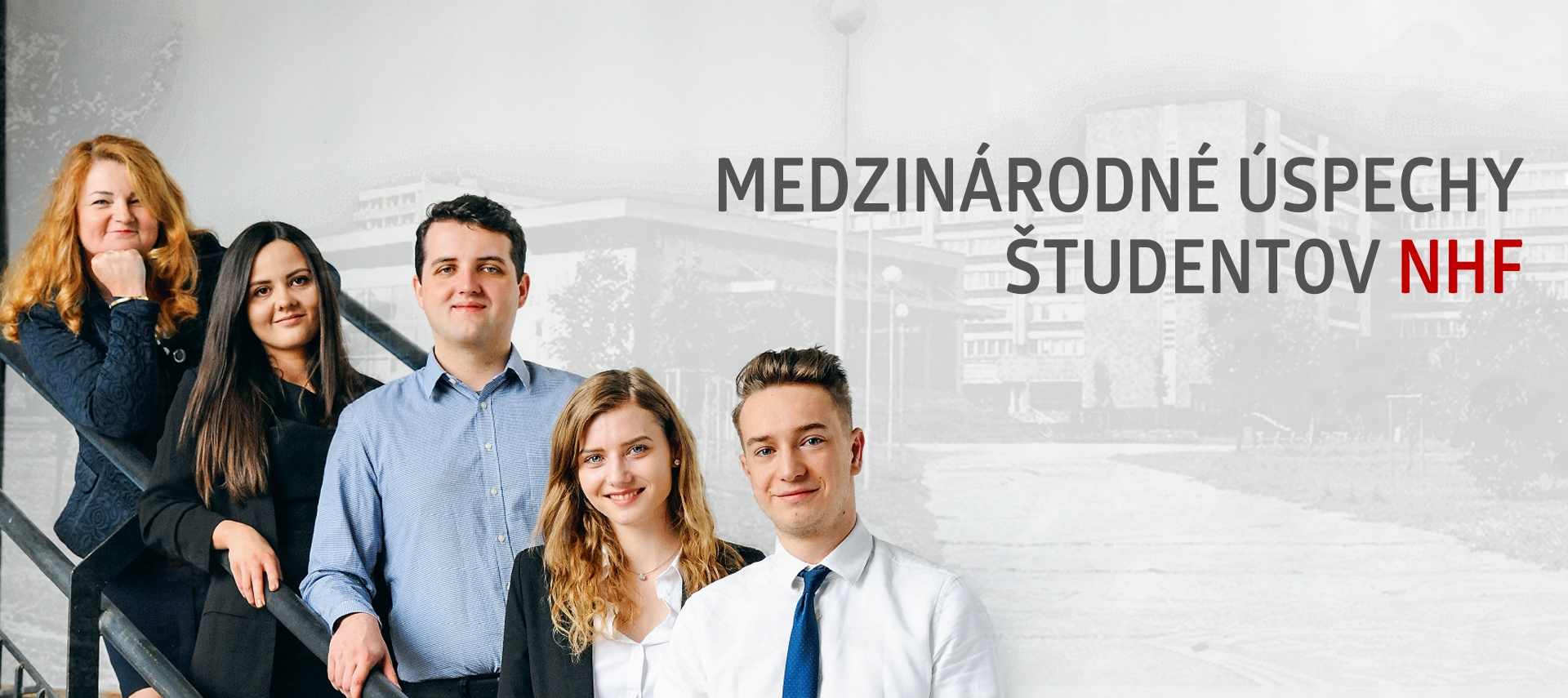 Zadarmo mladý čierny zadok