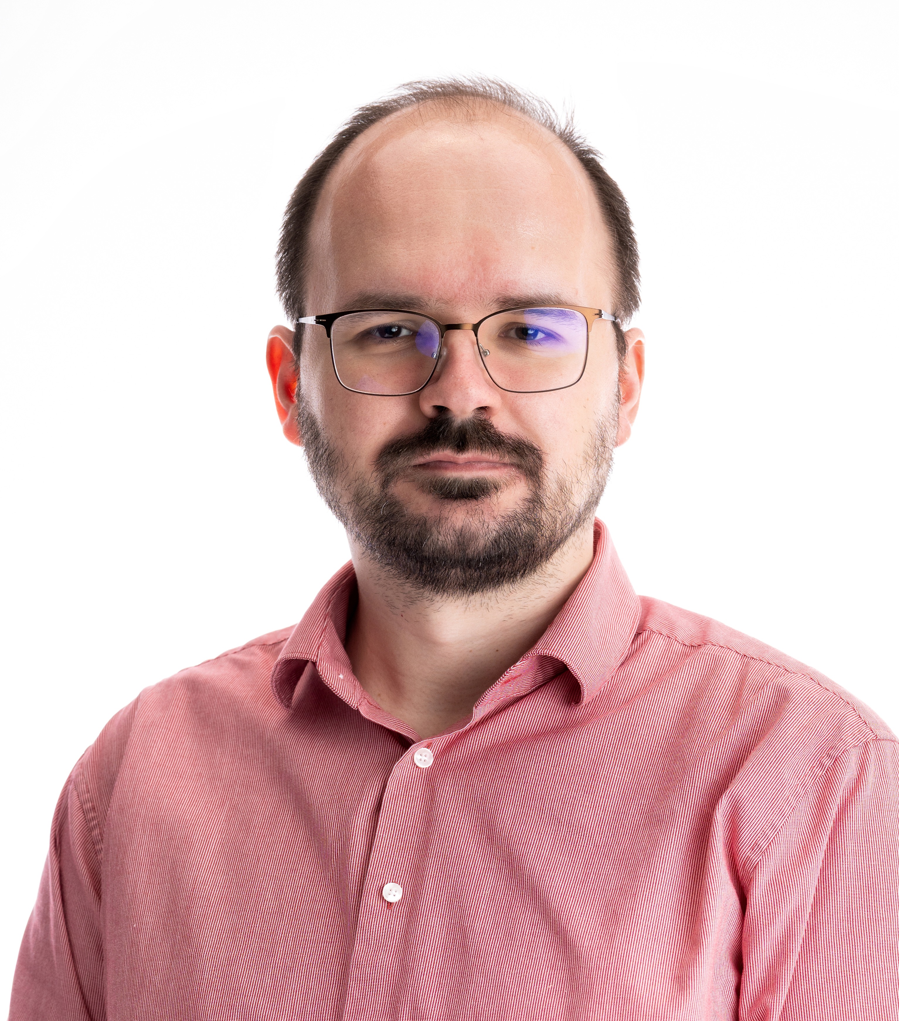 ÁRENDÁŠ, Peter, Assoc. Prof. Dipl. Ing., PhD.